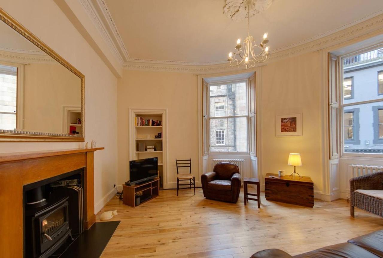 Altido Spacious 2Bed In Heart Of Old Town - Diagon Alley 爱丁堡 外观 照片